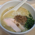 らーめん 鶏の一 - 鶏白湯ラーメン
