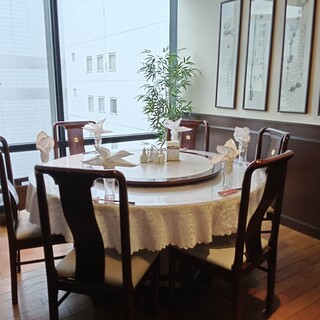 個室でゆったりとお食事を