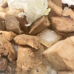 comorebi Ramen house - ミニチャーシュー丼