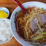 旭川ラーメン 渓水店 - 醤油ラーメンと小ライス