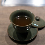 USHIGORO S. - 和牛とスッポンのコンソメ