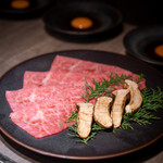 USHIGORO S. - 松茸とザブトンのすき焼き