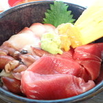 居酒屋 さつき - 海鮮丼　600円