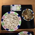 桶川市べに花ふるさと館 - 田舎汁うどん
