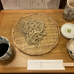 そば切り 荒凡夫 - そば三昧（二八、半盛り）美味しい〜！