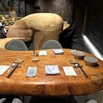 メルモーゾ ダ ドロカワ - 隅のカウンターはテーブル仕様