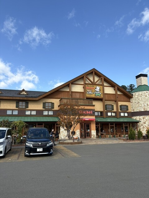 ミッシェル北上店（江釣子）- 北上市の本格ベーカリーで焼きたてパンを楽しむ