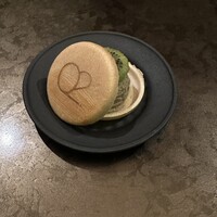 O2 - 