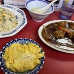 鞍山 - 遠近法で卵焼き？が巨大化