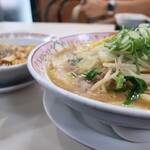餃子の王将 - 味噌ラーメン＆麻婆豆腐