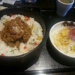 珈琲日出蔵 二番館 - キーマカレー