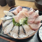 氷見 魚市場食堂 - 