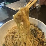 まるぶし　とんや - 【2024.10.24(木)】台湾まぜそば（大盛・300g）1,200円→1,050円の麺