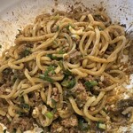 まるぶし　とんや - 【2024.10.24(木)】麵と具を混ぜた