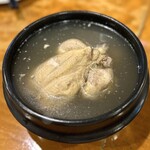 しみず - 參鶏湯(温め前)