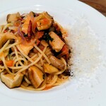 Largo RISTORANTE - きのこパスタ