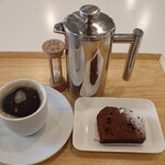 トーコーキッチン - チョコパウンドケーキ + ホットコーヒー