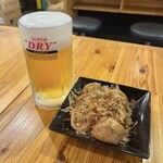 ジャンボ酒場 - たこ焼きとビール/計1,170円♪