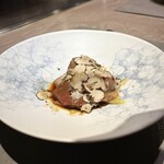 八重洲 steak & seafood 鉄板焼き 一心 - A5黒毛和牛ロース トリュフ ～Sukiyaki仕立て～