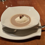 ルカ - 栗のスープ、ミルクのジェラート