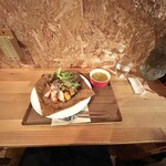 モットコーヒースタンド - てりやきチキンのガレット