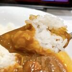 すき家 - カレーライス、にゅ〜〜ん！
