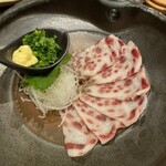 魚店亜紗 - 鯨(鹿の子)