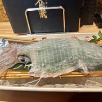 対馬のどぐろとイカ活き造り 博多 魚蔵 都ホテル店 - 