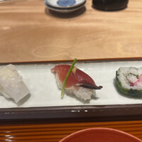 対馬のどぐろとイカ活き造り 博多 魚蔵 都ホテル店 - 