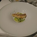 Regalo - 山口県産　甘鯛の鱗焼きと月光百合根　磯の香りの軽いクレマと西洋ワサビ