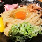 おダシと銀しゃり 中華そば 新た - 