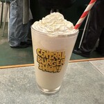 CENTRAL BURGER SHOP - バナナシェイク　　　　　850円