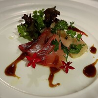 レッドフランマ - 鮮魚と貝柱のマリネ ワサビ入りヴィネグレットソース