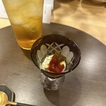 サワーとお料理 れもん - ブラータチーズとトマトジャム