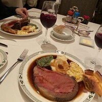 ロウリーズ・ザ・プライムリブ 恵比寿ガーデンプレイス店 - 