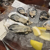Oysterbar&Wine BELON 渋谷店 - 生牡蠣盛り合わせ