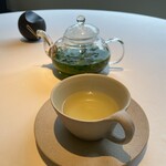 レストラン オオツ - 食後のハーブティー