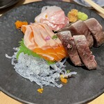 ジャポニカセカンド - 造り3種（鯛、サーモン、鰹のたたき）