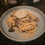 山下食堂 - 秋刀魚と茸のスパゲッティ　ディルバターの香り