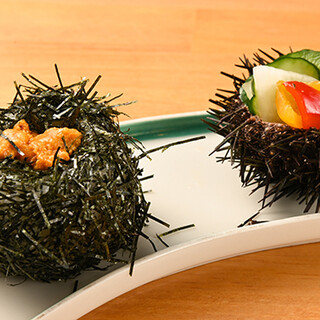 産地直送の食材を厳選仕入れ。季節感溢れる贅沢な一皿を