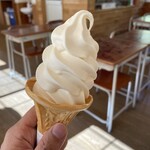 道の駅 三田貝分校 - 岩泉牛乳ソフトクリーム