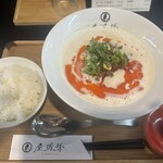 京都担担麺 金鵄楼 - 