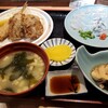 市場食堂 よし