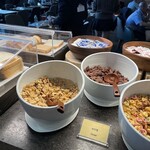 Asiana Business Class Lounge - 