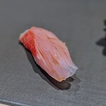 千葉たかおか - 美しい金目鯛は先ず昆布締めで。金目鯛の甘みが引きだされて、また食べたい逸品♡