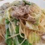 フラテッロ - 鶏ラグーと春キャベツのクリームパスタ（大盛）