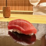 鮨 八咫烏 - まぐろ