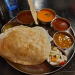Indian Street Food & Bar GOND - 