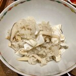 炎水 - 松茸ご飯 いくら 和牛すき焼き 香の物 味噌汁