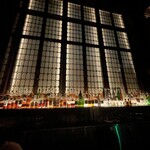 The Campbell - 店内正面